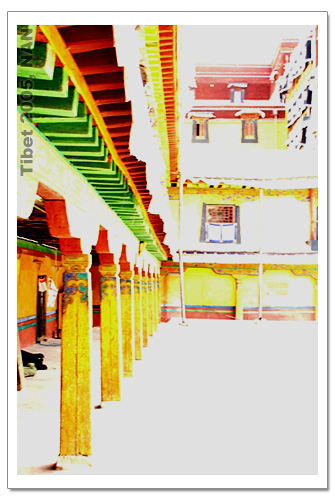 照片：藏行记之拉萨：布达拉宫一角2