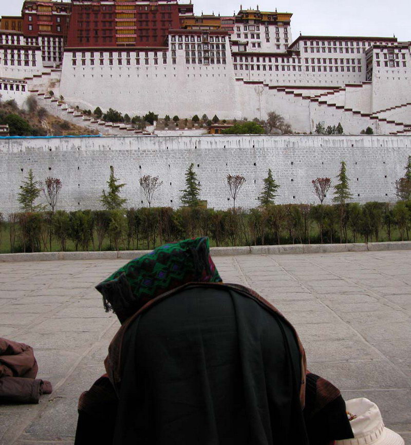西藏图片：虔诚