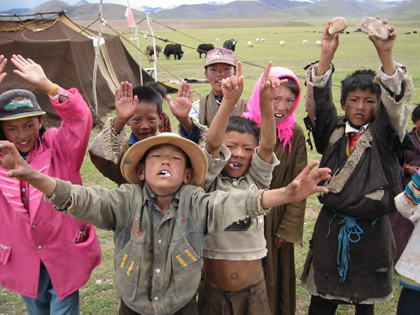 西藏图片：藏族娃娃