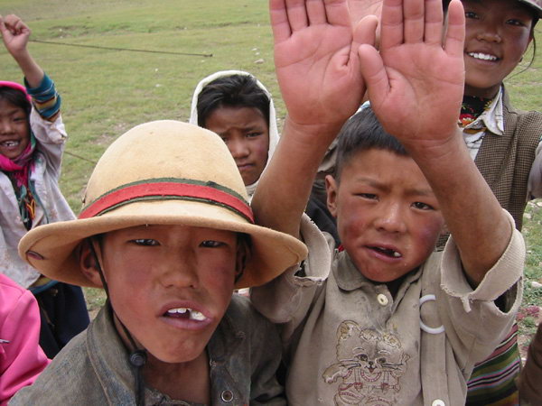 西藏图片：藏族娃娃