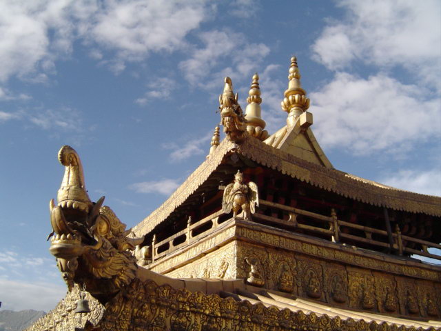 西藏图片：大昭寺金顶