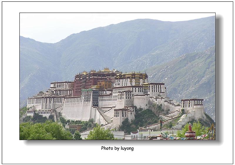 西藏图片：布达拉宫－－大昭寺远眺2