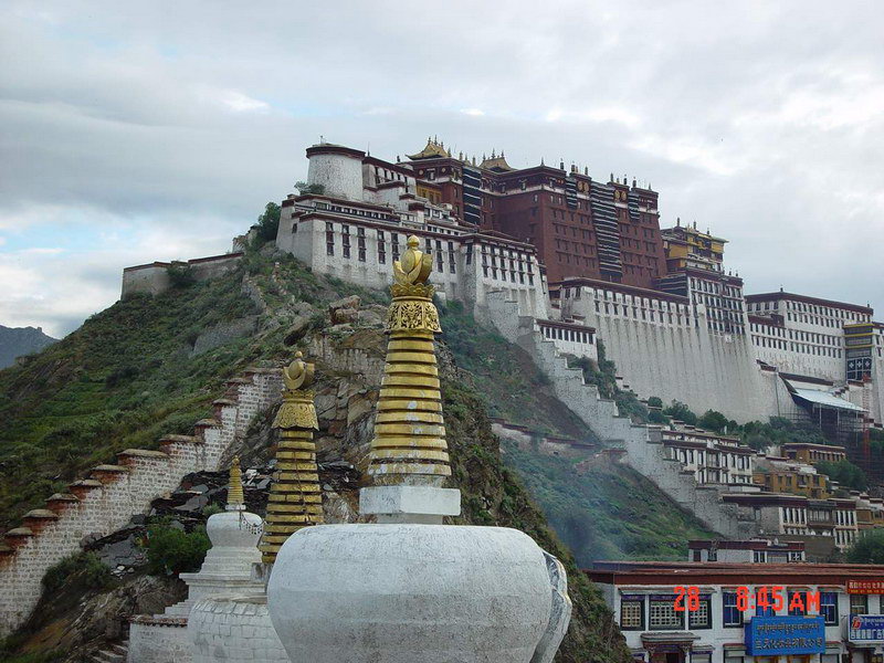 西藏照片：北京路上看布达拉1