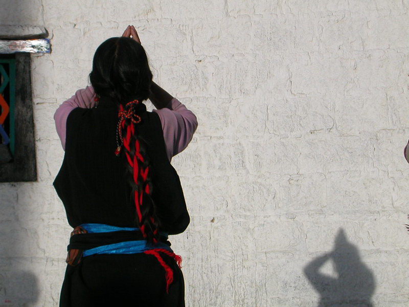 西藏照片：虔诚和它的影子