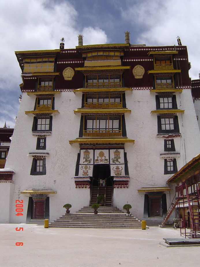 西藏照片：布达拉宫搭拉戏台