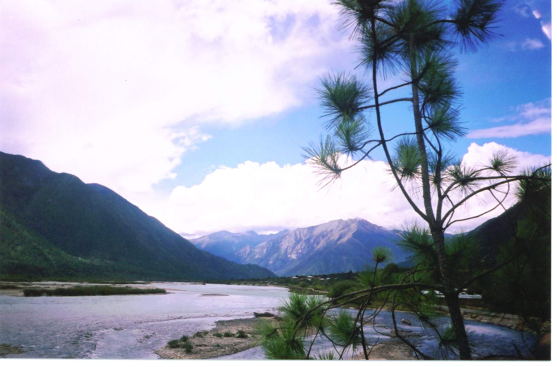 西藏林芝图片：西藏回忆－尼洋河