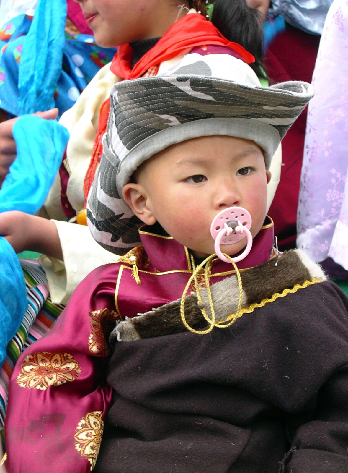 西藏林芝图片：波密赛马节-小帅哥1