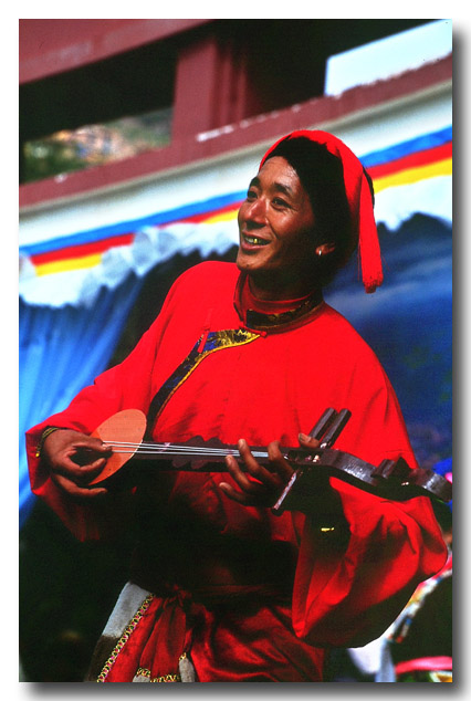 西藏旅游照片：昌都-歌舞